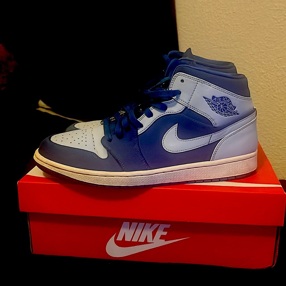 Jordan 1 s blue and white 😮‍💨😮‍💨🤙
